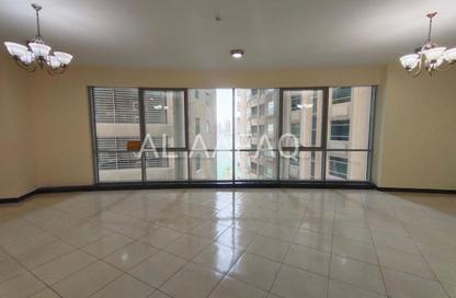 Apartment - 3 Bedrooms - 5 Bathrooms for rent in Al Majaz 3 - Al Majaz - Sharjah