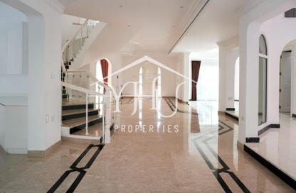 Villa - 5 Bedrooms - 6 Bathrooms for rent in Umm Suqeim 1 Villas - Umm Suqeim 1 - Umm Suqeim - Dubai