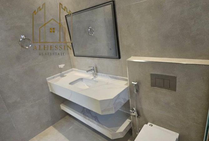 131542812 - Property Image 3