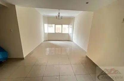 شقة - 2 غرف نوم - 2 حمامات للايجار في شارع بوخارا ​ - النهدة - الشارقة