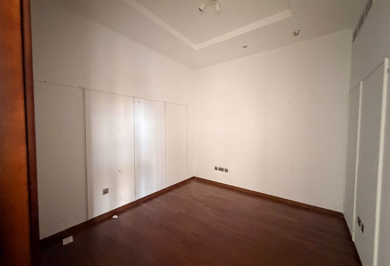 LUXURY 2BR | PANORAMIC SEA VIEW | BEACH ACCESS gallery image
