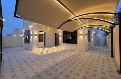 Villa - 4 - 6 for sale in Al Zaheya Gardens - Al Zahya - Ajman