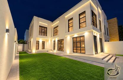Villa - 5 - 7 for rent in Al Warqa'a 4 - Al Warqa'a - Dubai