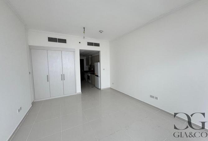 76193382 - Property Main Image