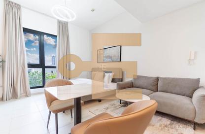Apartment - Studio - 1 Bathroom for rent in Zahra Apartments 2A - Zahra Apartments 2 - Zahra Apartments - Town Square - Dubai