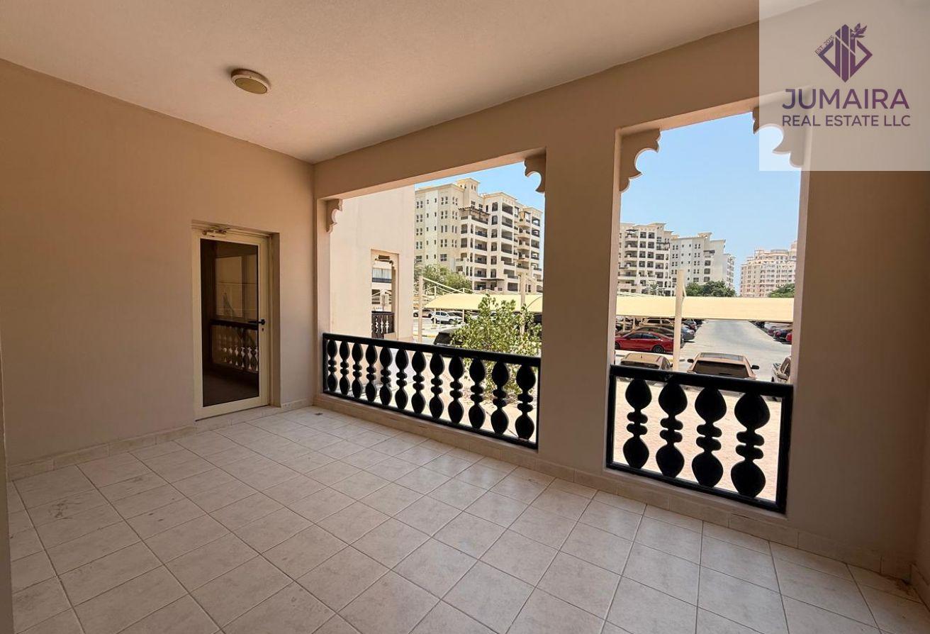 Bright I Spacious 1BR | Marina Apartments