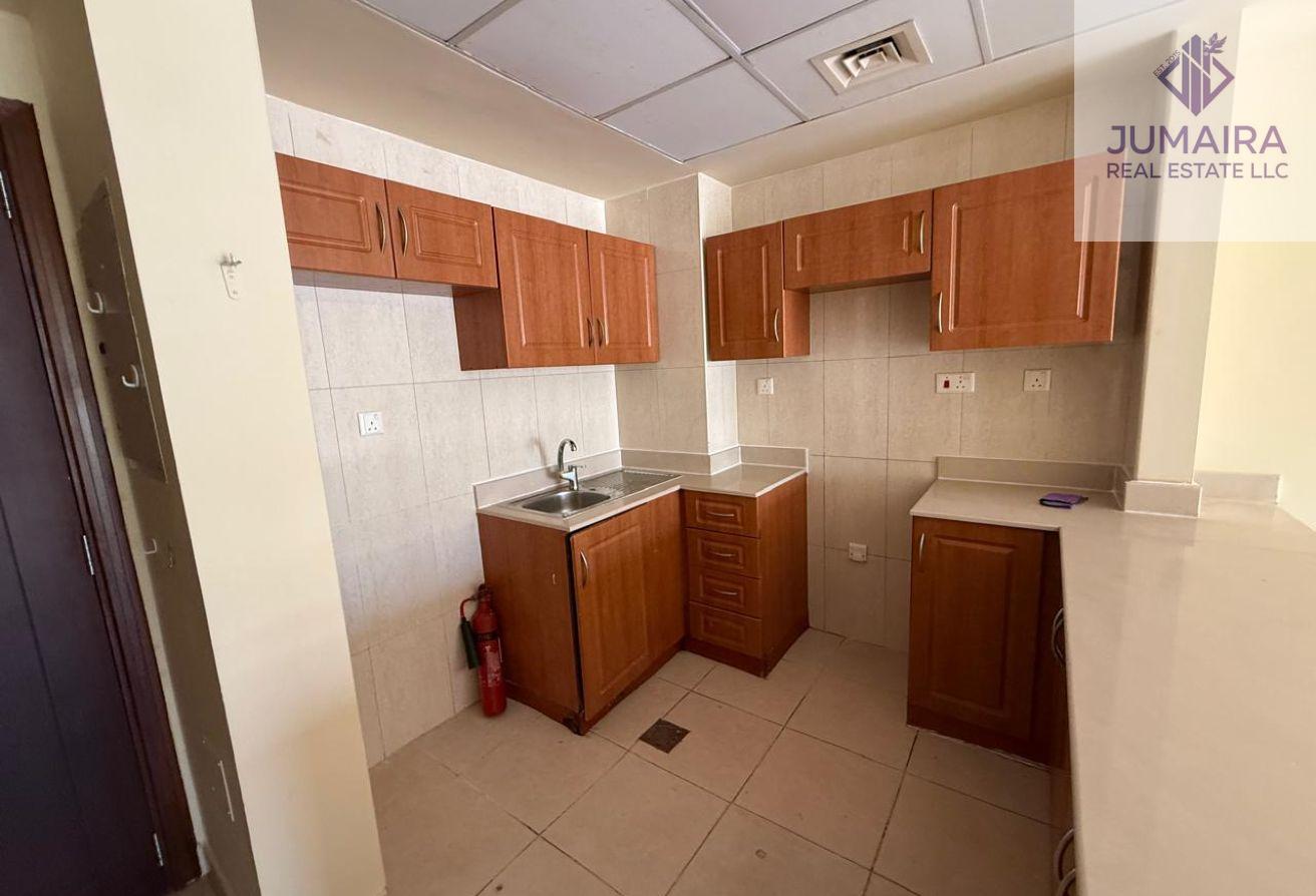 Bright I Spacious 1BR | Marina Apartments