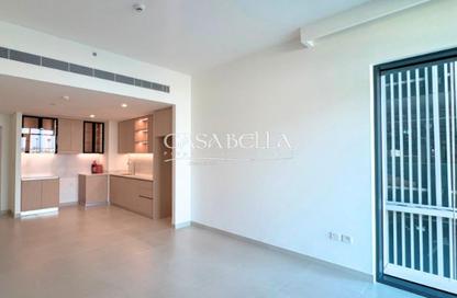 Apartment - 1 - 1 for rent in Golf Heights - The Views - Dubai
