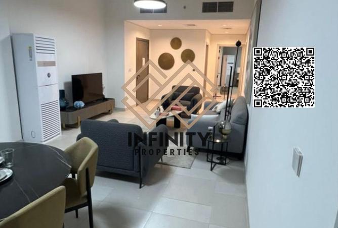 Finishes,spacious layou,freehold,prime location
