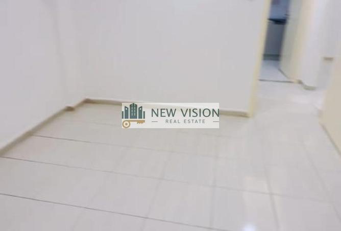 2OzIwIsP5TF - Property Image 3