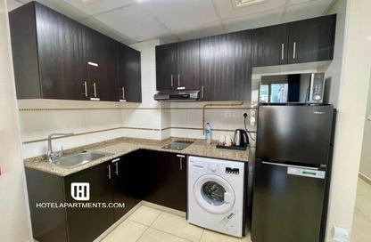 Apartment - Studio - 1 Bathroom for rent in Safeer Tower - Dubai Marina - Dubai