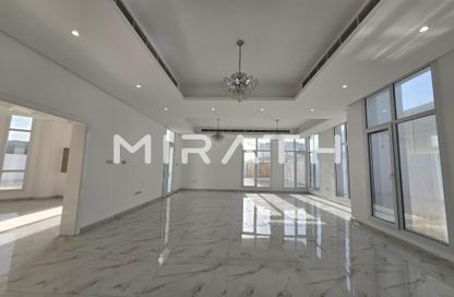 Villa - 5 Bedrooms - 6 Bathrooms for rent in Nad Al Sheba 4 - Nad Al Sheba - Dubai
