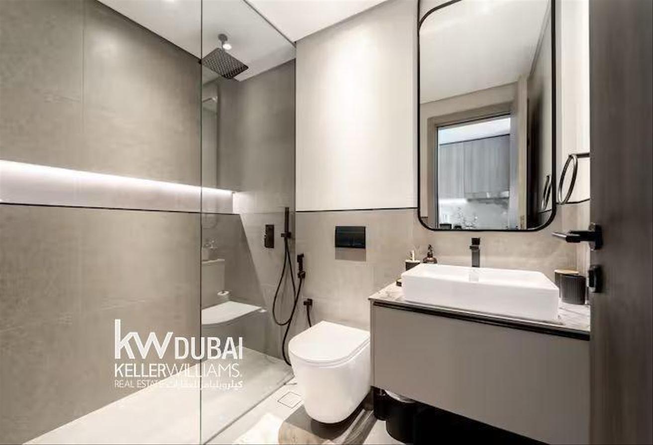 Furnished Studio | Balcony | Flexible Cheques photo 7