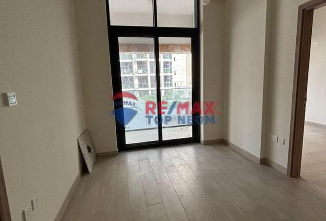 107737418 - Property Image 2