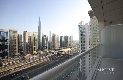 Apartment - 1 Bedroom - 2 Bathrooms for rent in West Avenue Tower - Dubai Marina - Dubai