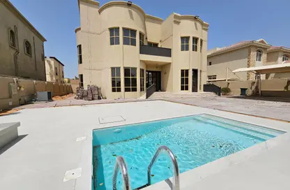 Villa - 5 Bedrooms - 7 Bathrooms for rent in Al Quoz 2 - Al Quoz - Dubai