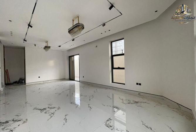 73115937 - Property Image 3