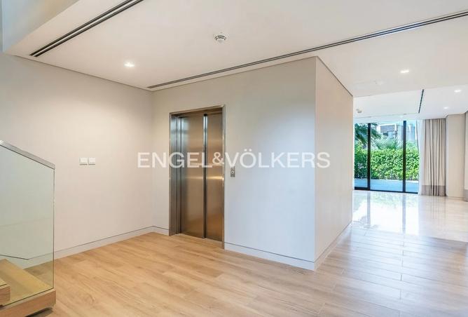 143743105 - Property Image 2
