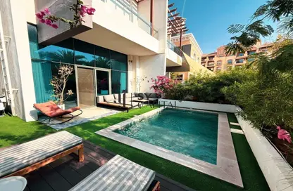 فيلا - 4 غرف نوم - 5 حمامات للبيع في منطقة 11 - قرية جميرا الدائرية - دبي