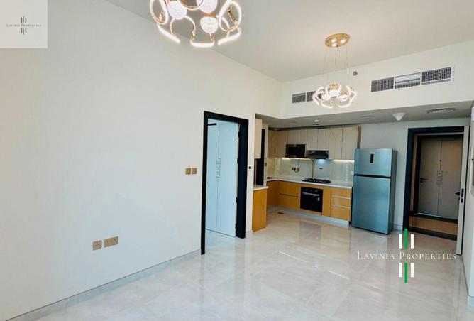 73110176 - Property Image 2