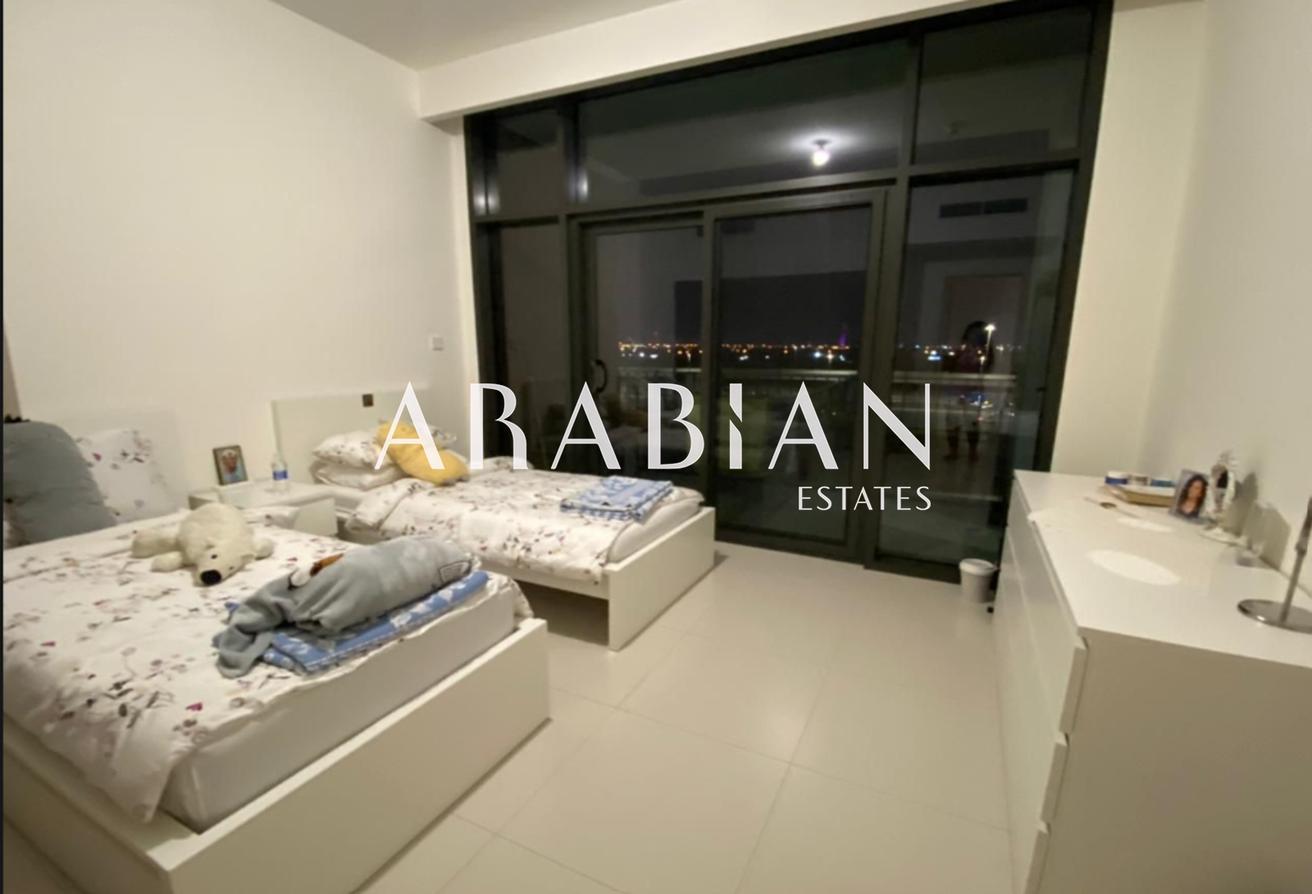 Bright 1BR | Park View | Park Point D photo 4