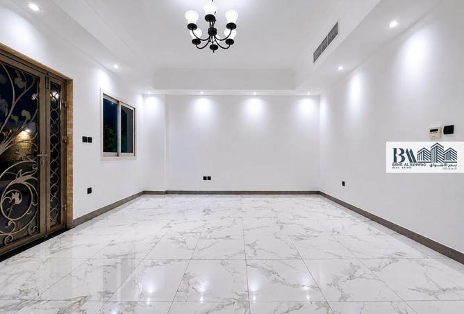 102824130 - Property Image 2