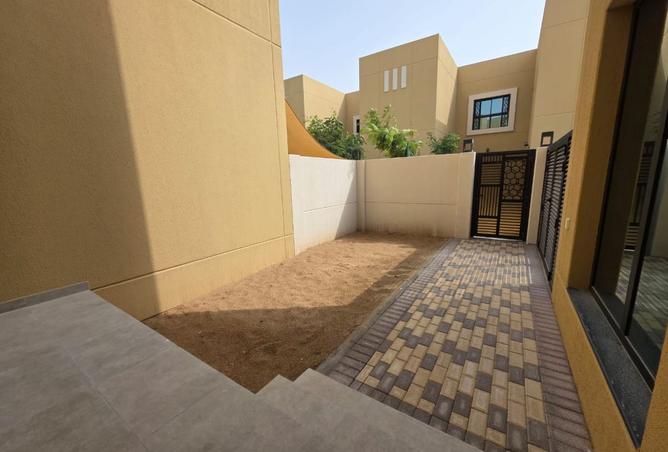 15891000 - صورة العقار 2