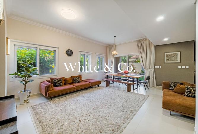 73841241 - Property Image 2