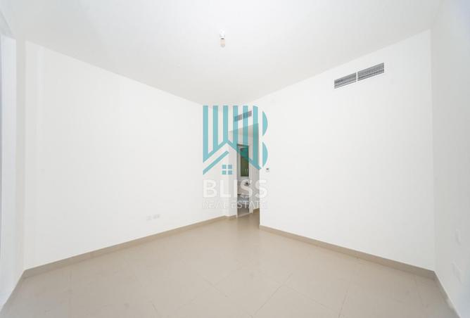 112301205 - Property Image 3