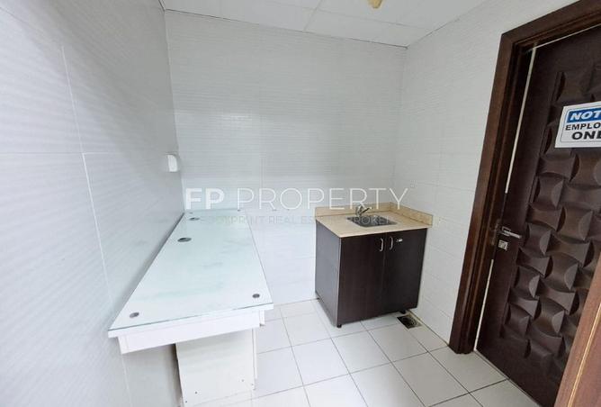 128846342 - Property Image 3