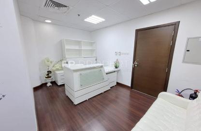 Shop - Studio - 1 Bathroom for rent in Clover Bay Tower - Business Bay - Dubai
