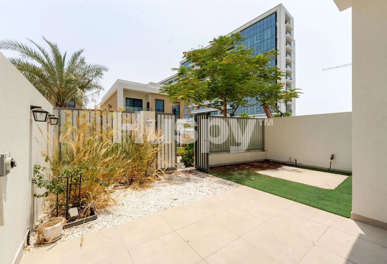 129743440 - Property Main Image