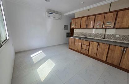 Apartment - Studio - 1 Bathroom for rent in Fire Station Road - Muwaileh - Sharjah