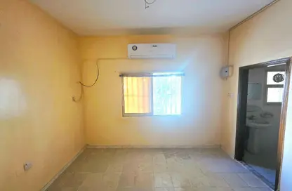 Apartment - Studio - 1 Bathroom for rent in Fire Station Road - Muwaileh - Sharjah