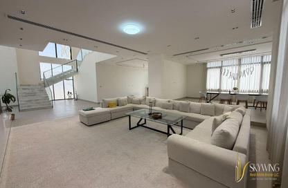 Villa - 5 - 7 for rent in Al Aweer 1 - Al Aweer - Dubai Villa - 5 - 7 for rent in Al Aweer 1 - Al Aweer - Dubai