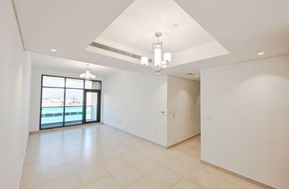 Apartment - 2 Bedrooms - 3 Bathrooms for rent in Airport View Building - Al Garhoud - Dubai