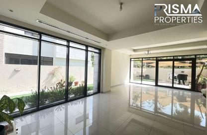 Townhouse - 3 Bedrooms - 4 Bathrooms for rent in Topanga - The Park Villas - Damac Hills - Dubai