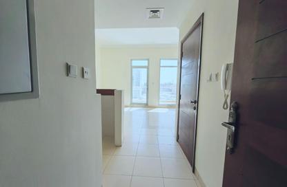 Apartment - Studio - 1 Bathroom for rent in Al Warsan 4 - Al Warsan - Dubai Apartment - Studio - 1 Bathroom for rent in Al Warsan 4 - Al Warsan - Dubai
