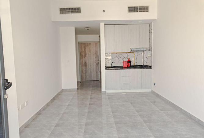 83232465 - Property Image 3