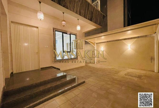 71121995 - Property Image 2