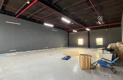 مستودع - استوديو - 1 حمام للايجار في مجمع دبي للاستثمار 2 - مجمع دبي للاستثمار - دبي