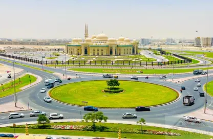 Apartment - 2 Bedrooms - 3 Bathrooms for rent in Muweileh Community - Muwaileh Commercial - Sharjah