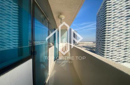Apartment - 1 Bedroom - 2 Bathrooms for sale in Marina Bay by DAMAC - Najmat Abu Dhabi - Al Reem Island - Abu Dhabi