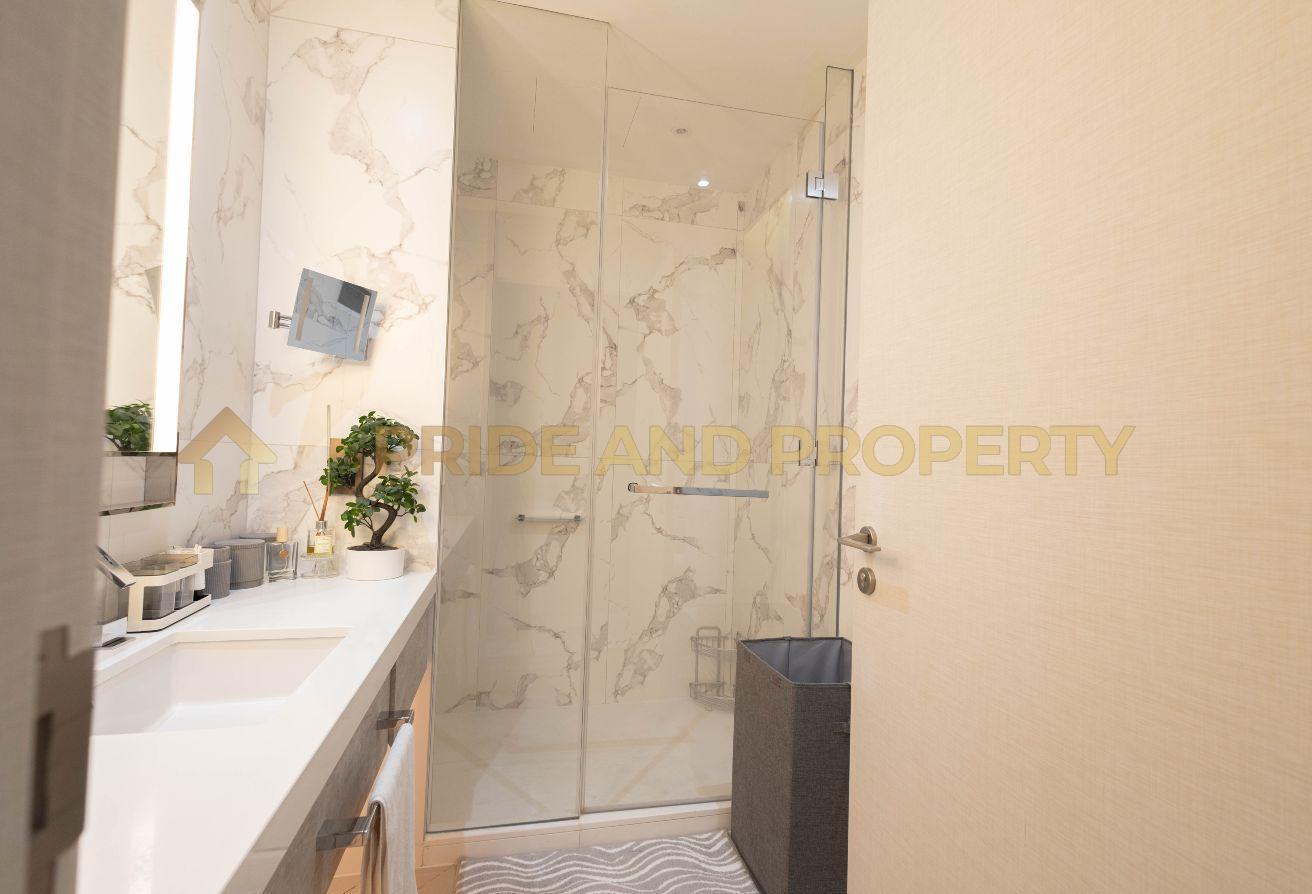 Elegant 3BR | Burj Khalifa View | Fully Furnished photo 16