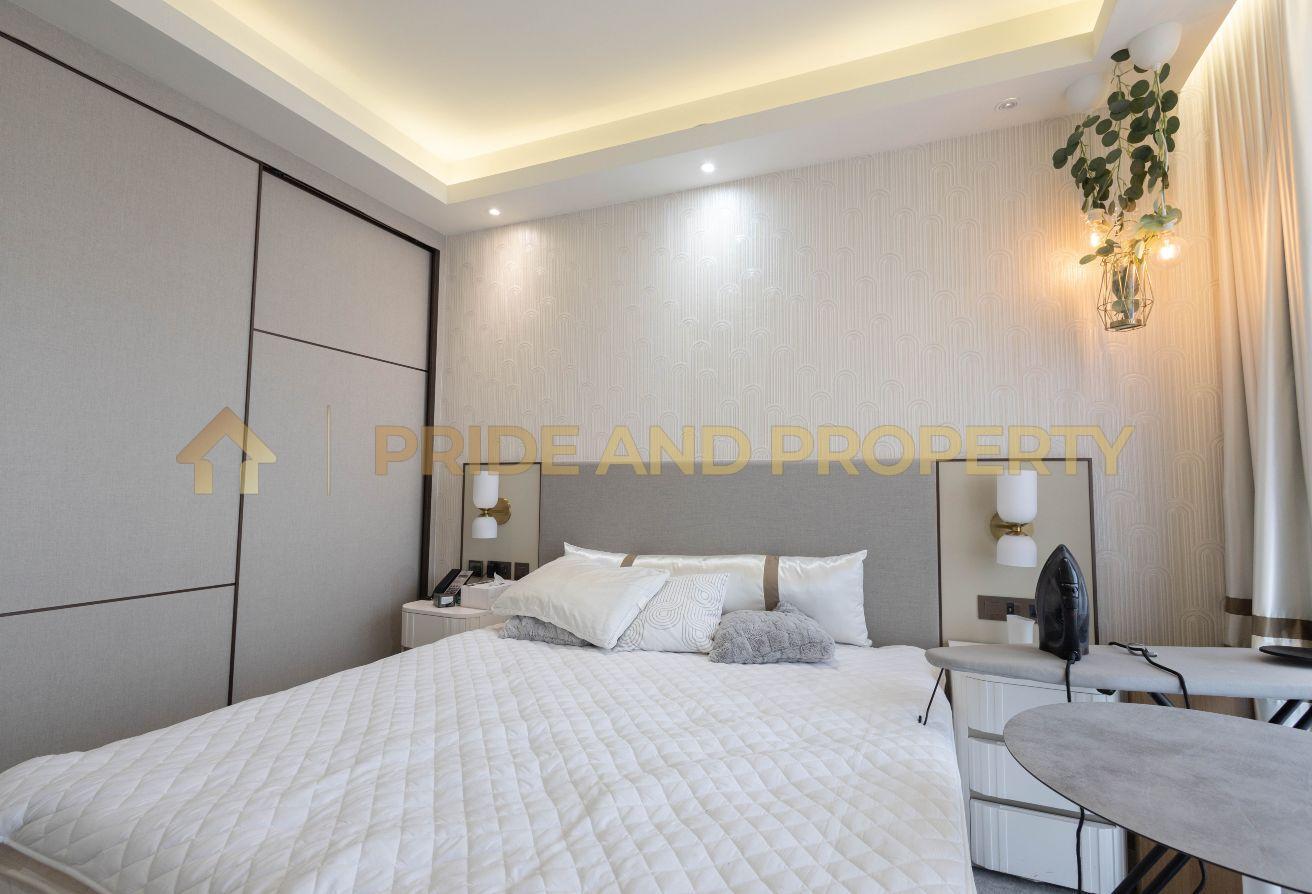 Elegant 3BR | Burj Khalifa View | Fully Furnished photo 5