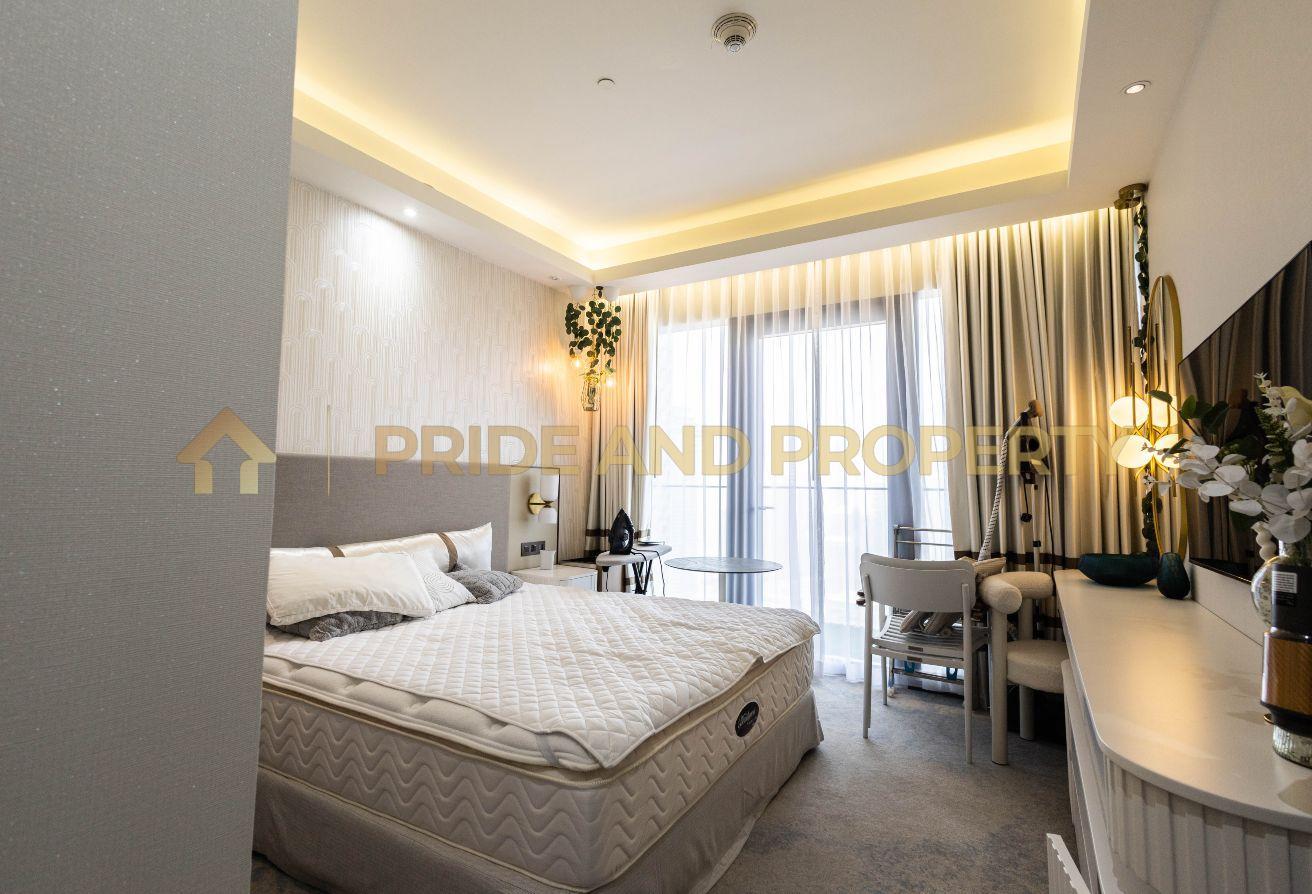 Elegant 3BR | Burj Khalifa View | Fully Furnished photo 4