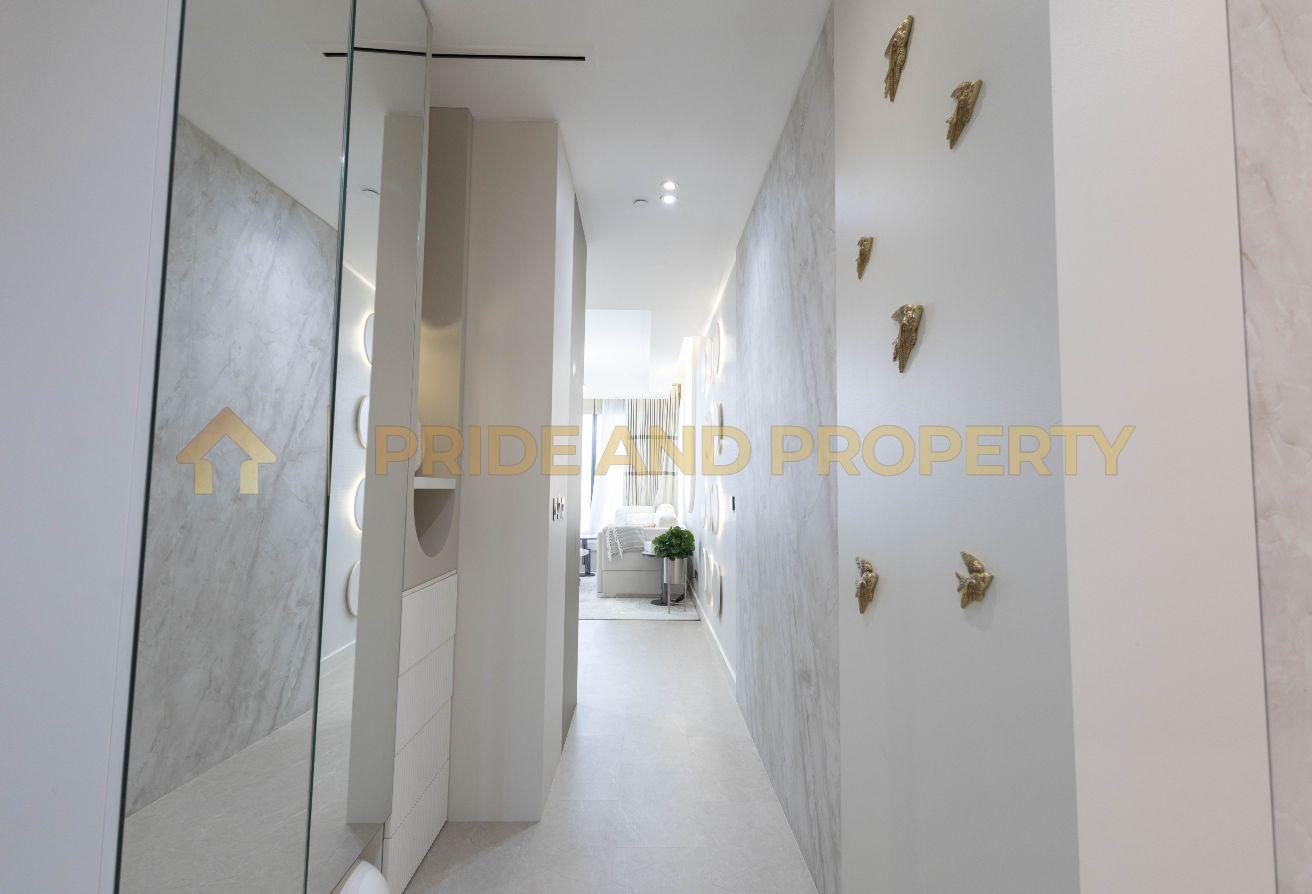 Elegant 3BR | Burj Khalifa View | Fully Furnished photo 15