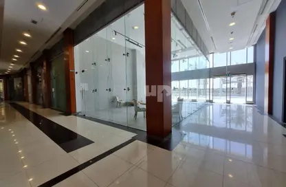 Retail - Studio - 4 Bathrooms for rent in Park Tower B - Park Towers - DIFC - Dubai