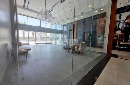 Retail - Studio - 4 for rent in Park Tower B - Park Towers - DIFC - Dubai