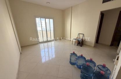 Apartment - 1 - 1 for rent in Al Nabaa Building - Al Naba'ah - Al Sharq - Sharjah Apartment - 1 - 1 for rent in Al Nabaa Building - Al Naba'ah - Al Sharq - Sharjah